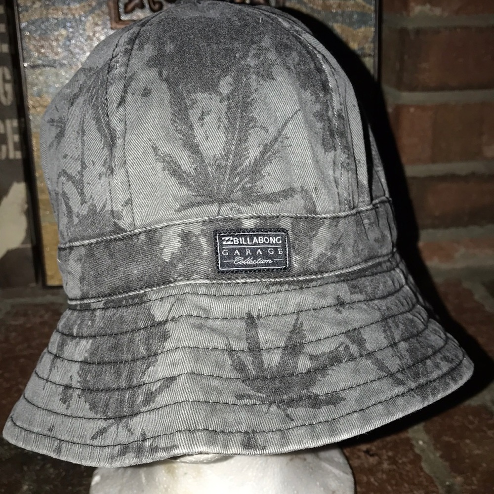 Billlabong Bucket Hat